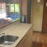Ortho Hideaway With Garden