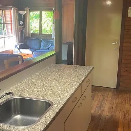Ortho Hideaway With Garden